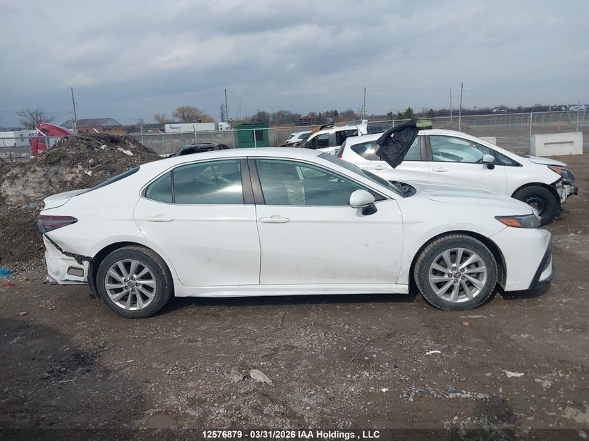 2022 Toyota Camry 19