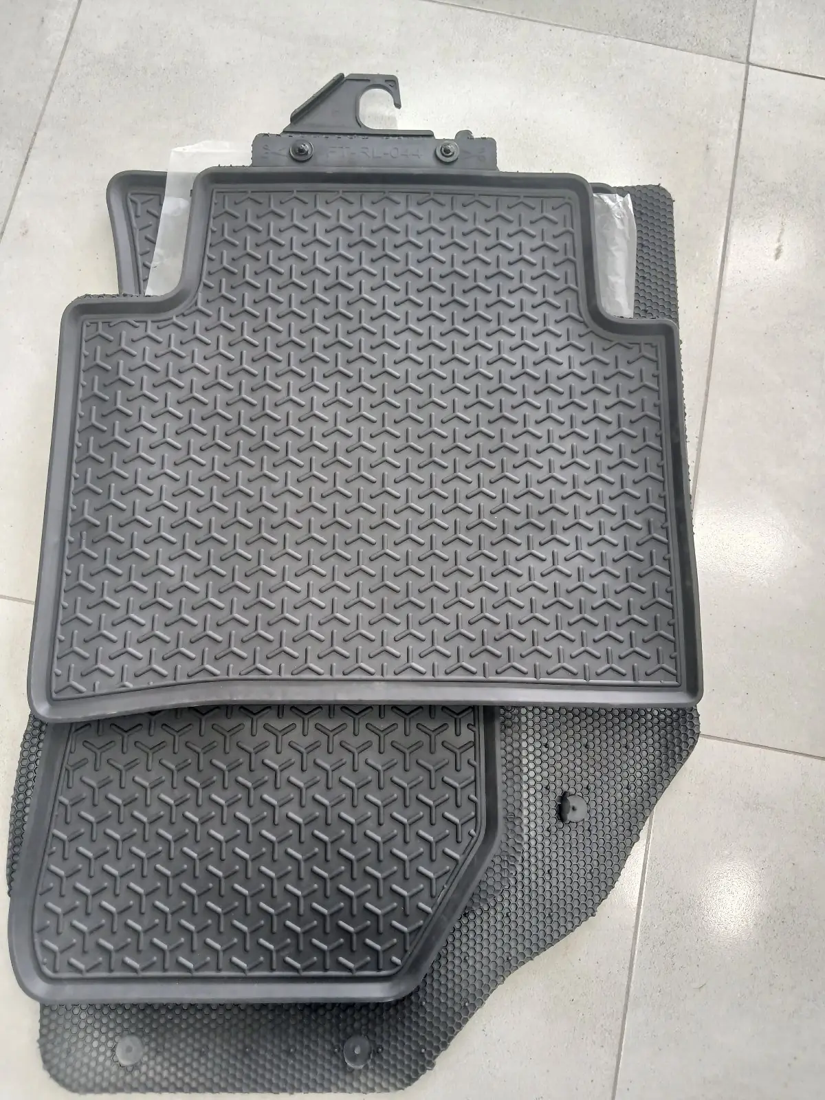 KOWRIK UNIVERSAL 1