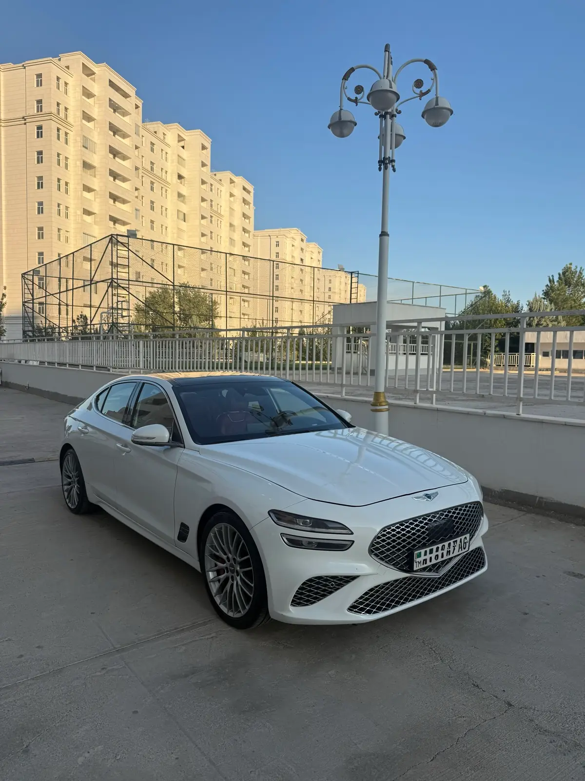 2022 GENESIS G70 1