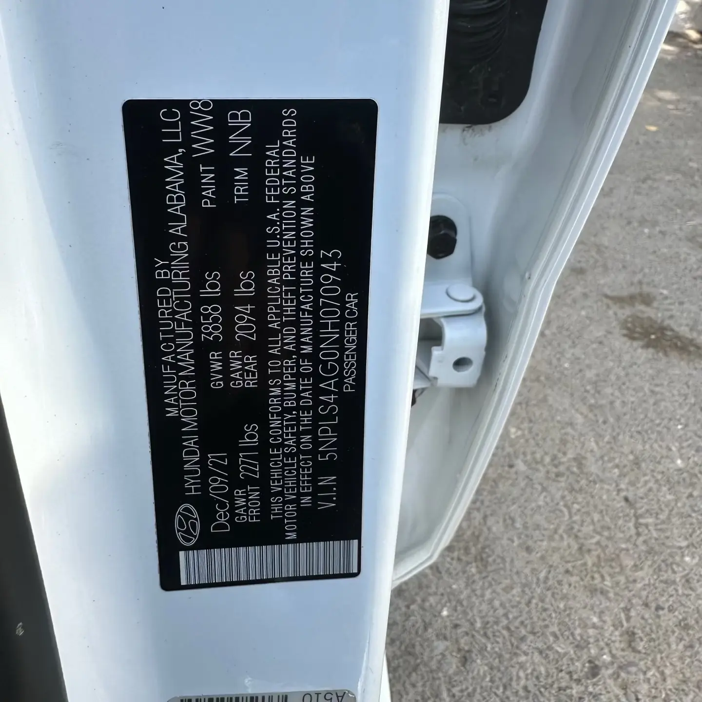 2022 HYUNDAI Elantra 4