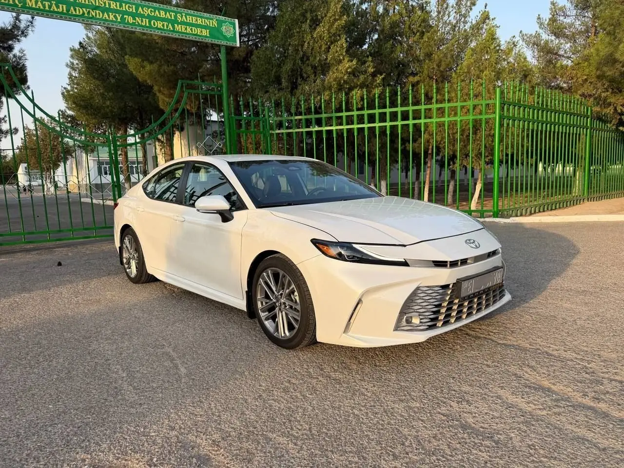 2025 Toyota Camry Se 3