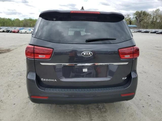 2021 Kia Sedona Lx 9
