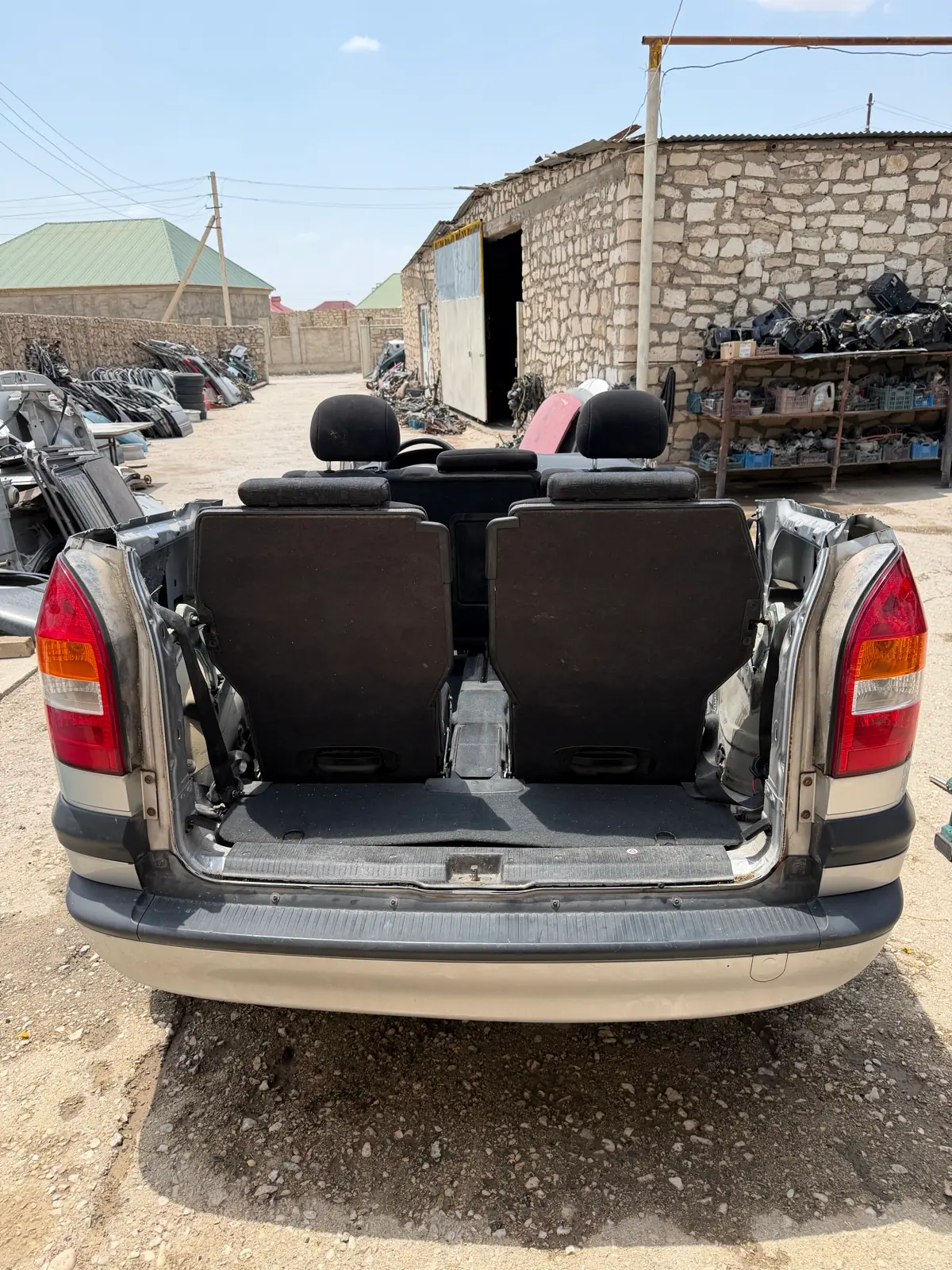 Opel zafira a morda 4