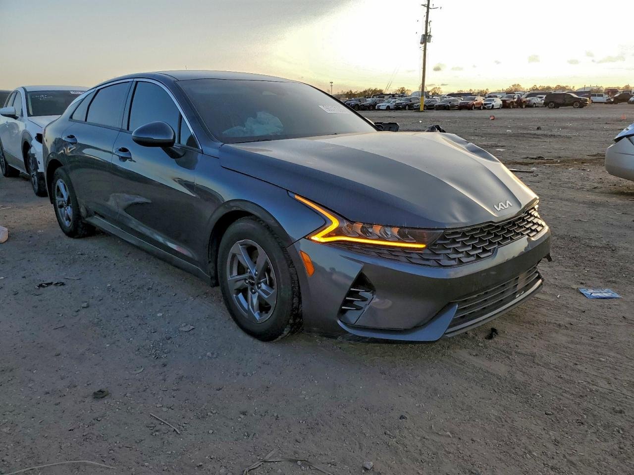 2023 Kia K5 Lxs 10