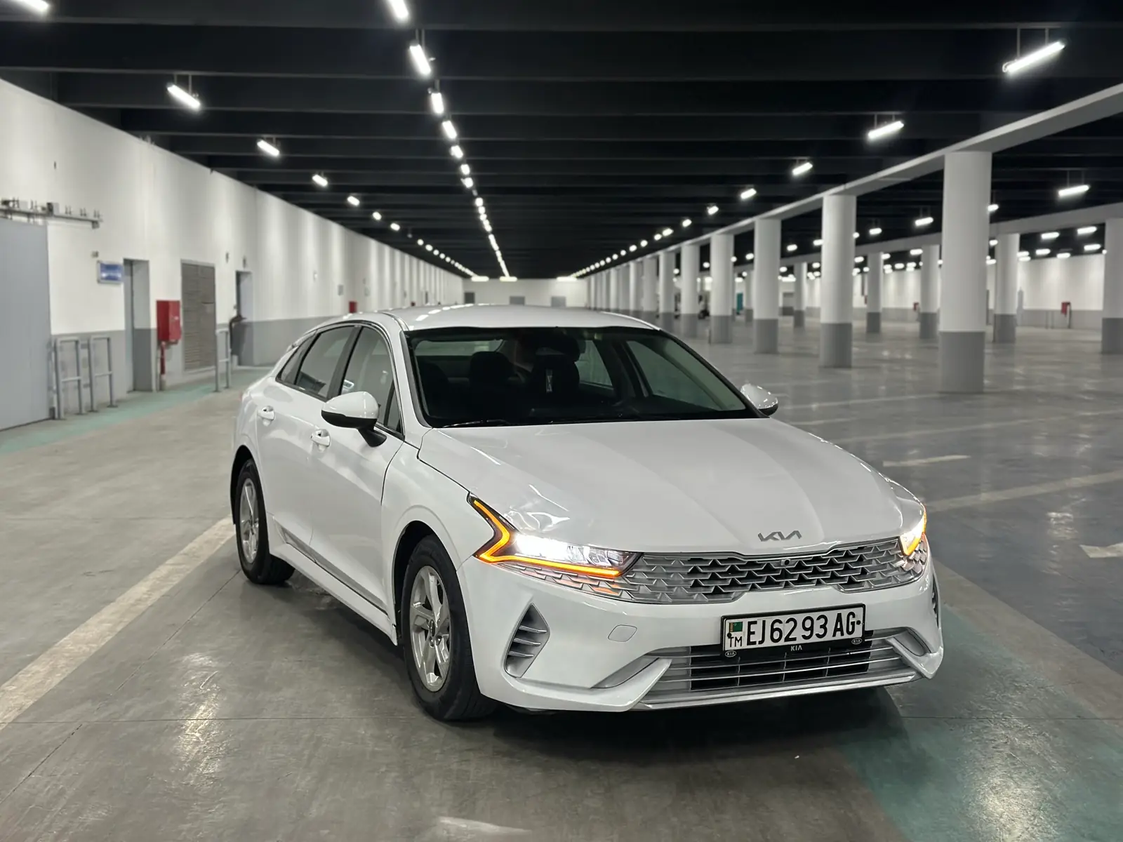 2022 Kia K5 Lxs 3