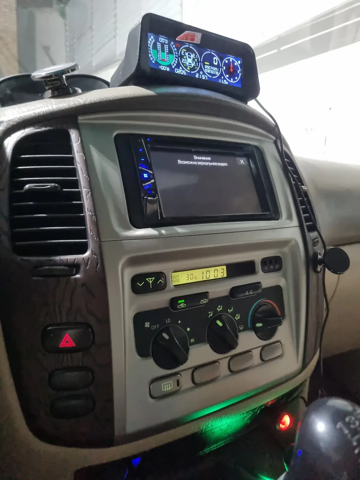 2004 Toyota Land Cruiser 6