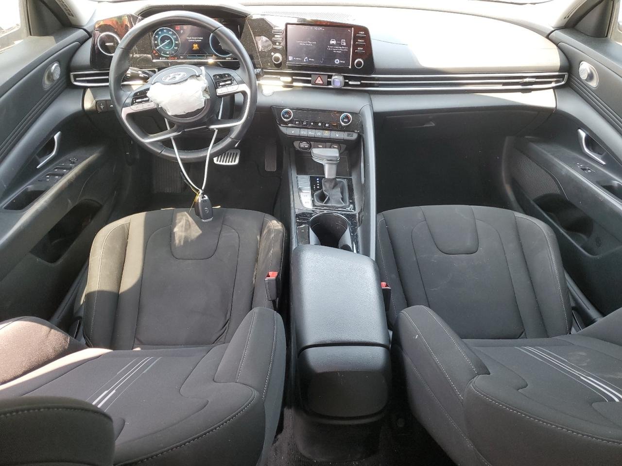 2022 Hyundai Elantra Sel 8