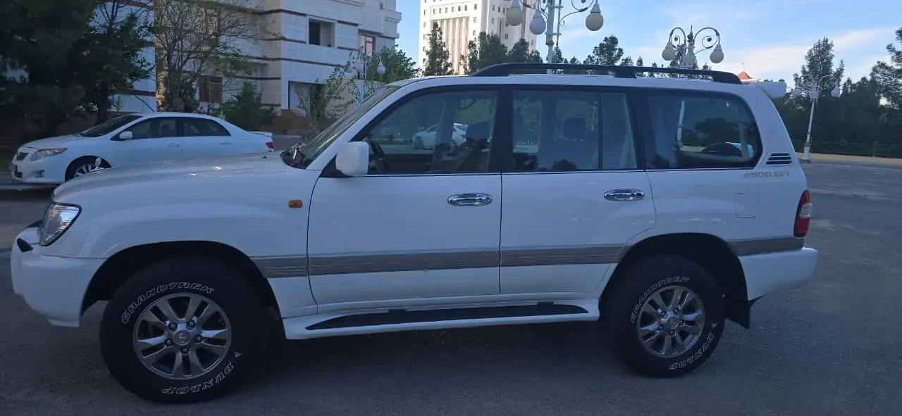 2002 TOYOTA 100 2
