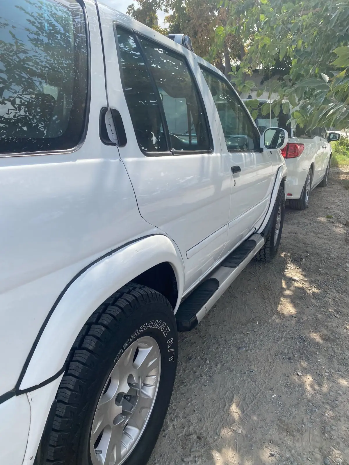 2000 NISSAN Pathfinder 5
