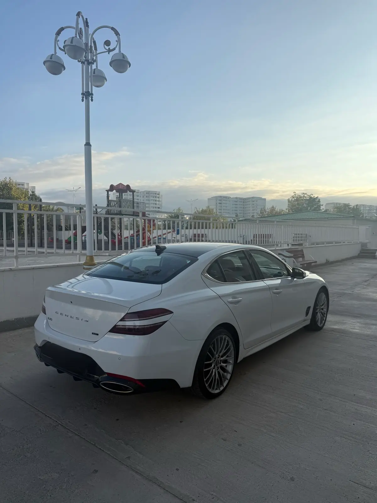 2022 GENESIS G70 2