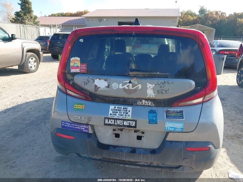 2022 Kia Soul Lx 24