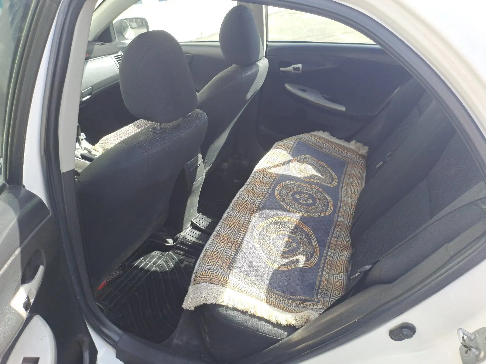 2010 TOYOTA Corolla 3