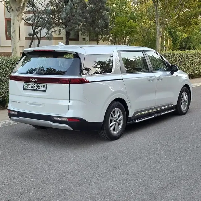 2022 Kia Carnival Lx 3