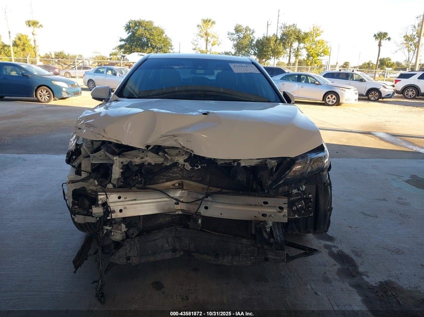 2021 Toyota Camry Se 13