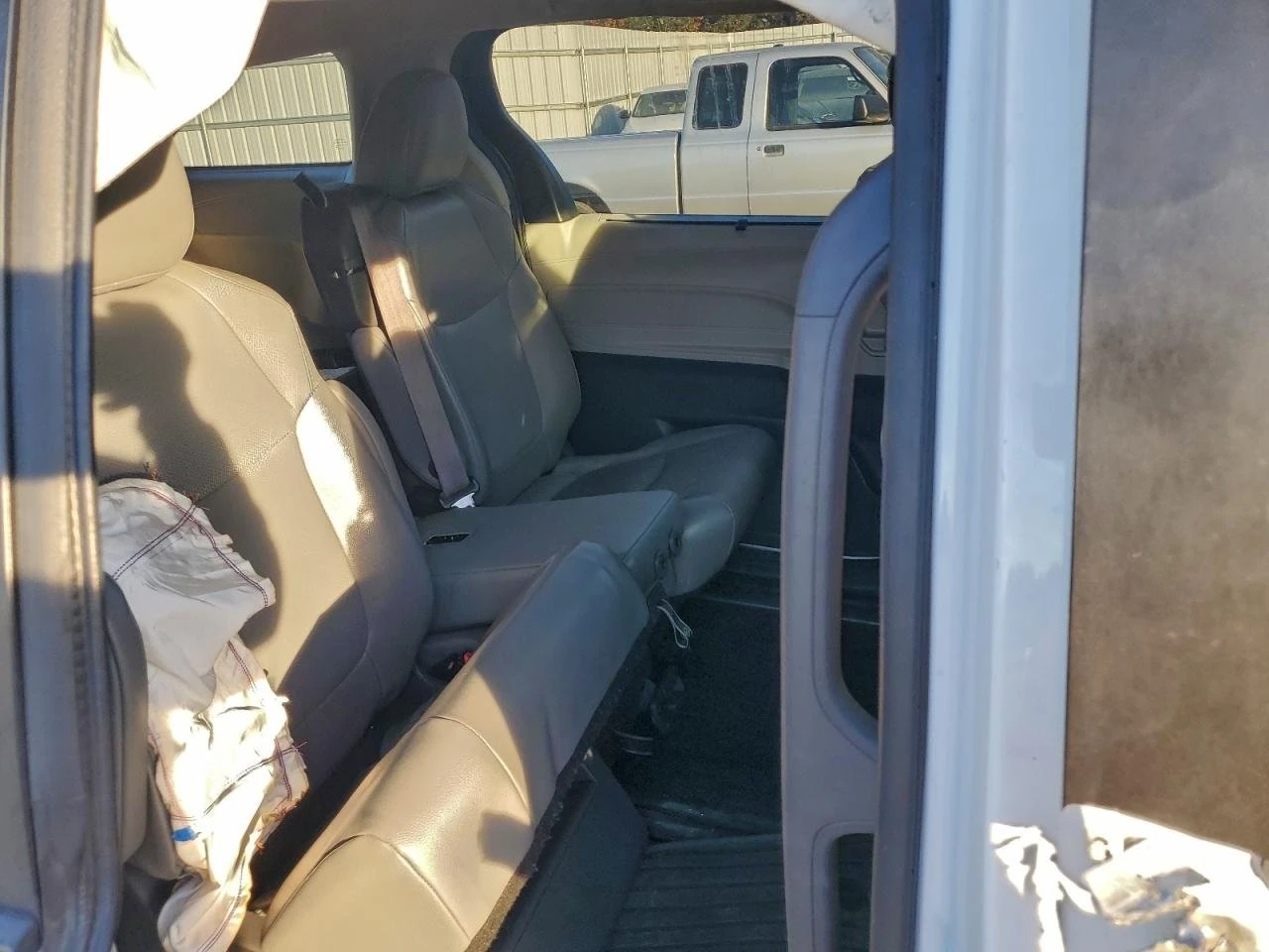 2021 Toyota Sienna Xle 19