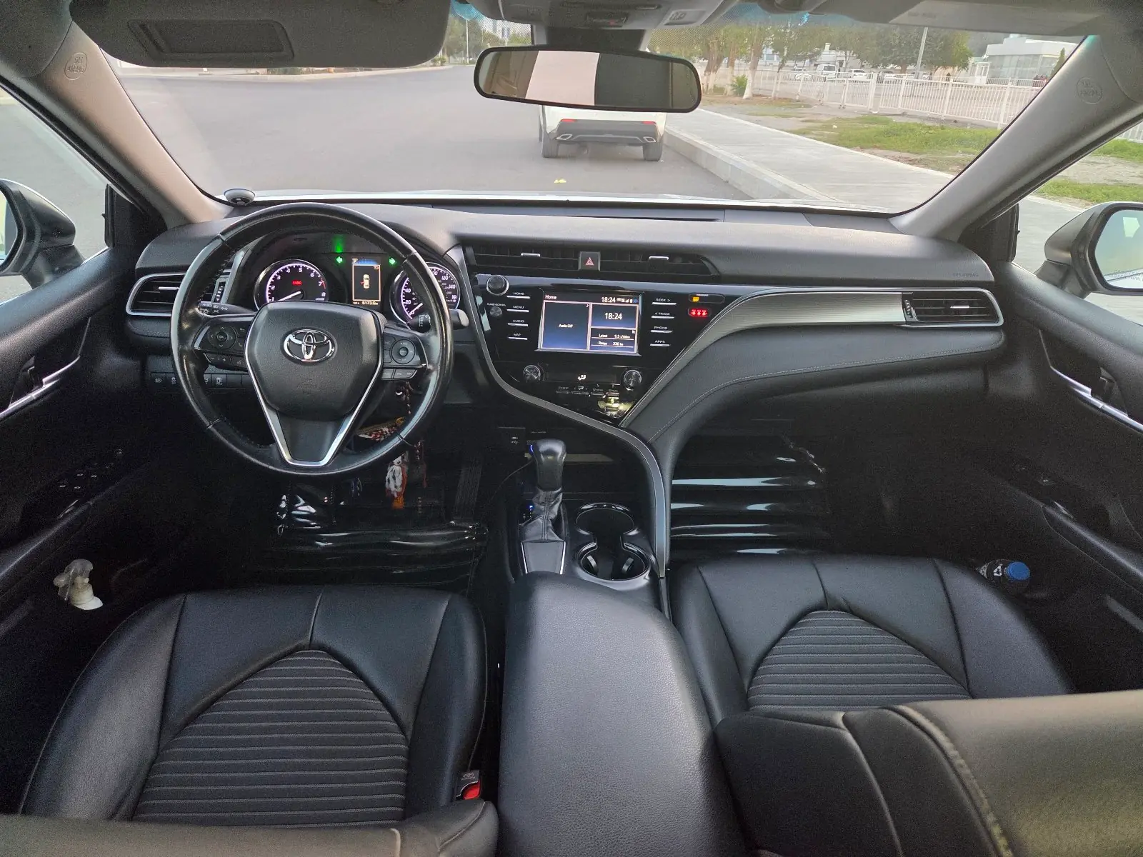 2019 Toyota Camry L 4