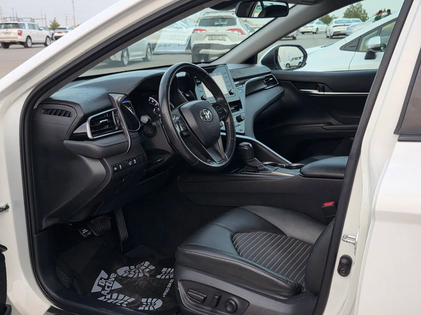 2021 Toyota Camry Se 7