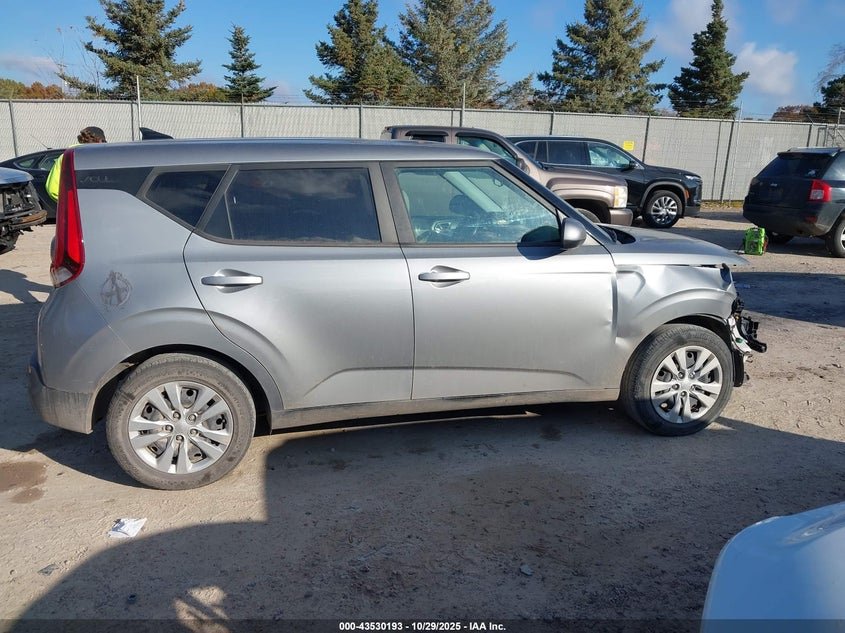 2022 Kia Soul Lx 21