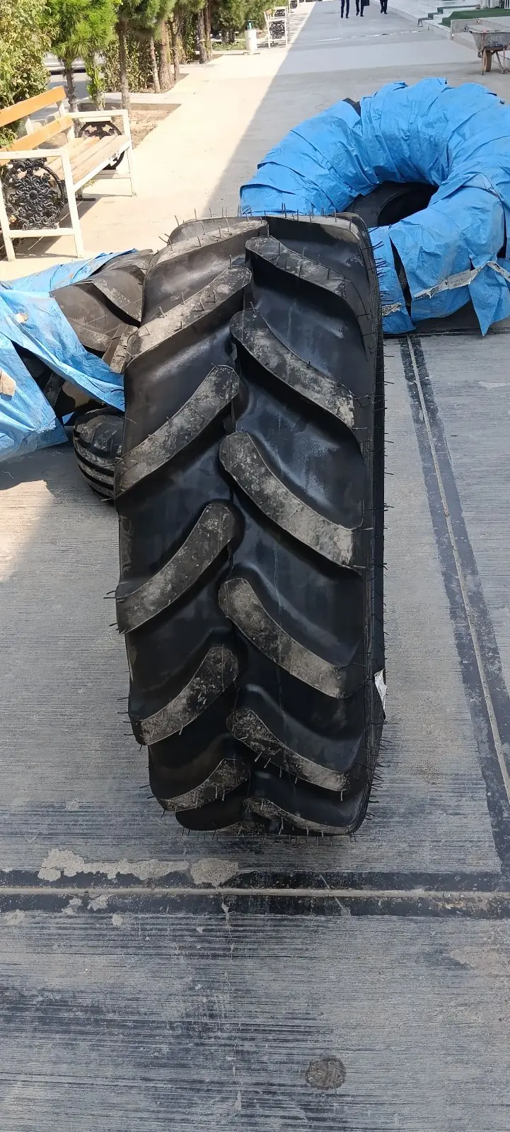Teker 360/70-24 Altaysina 2