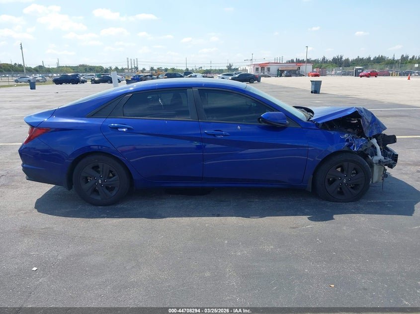 2022 Hyundai Elantra Sel 13