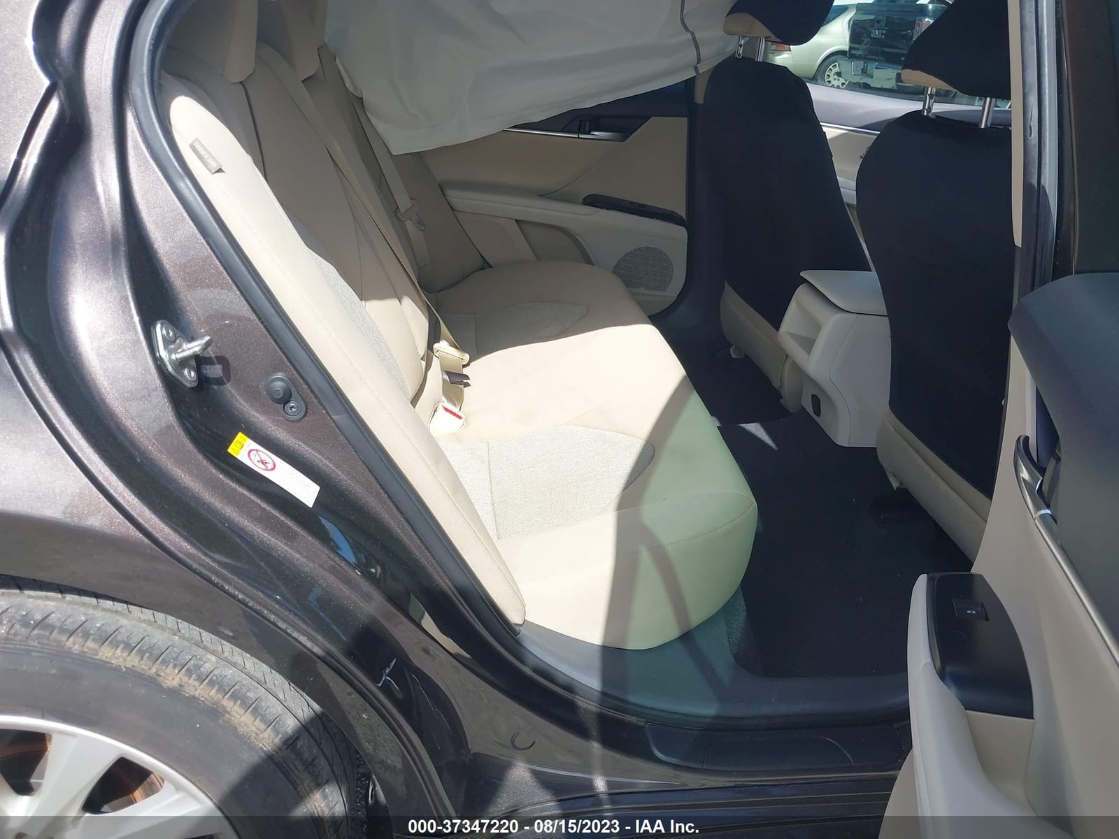 2019 Toyota Camry Le/Se/Xle/L 9