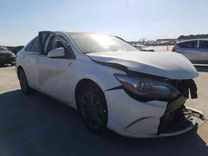 2017 TOYOTA Camry 1