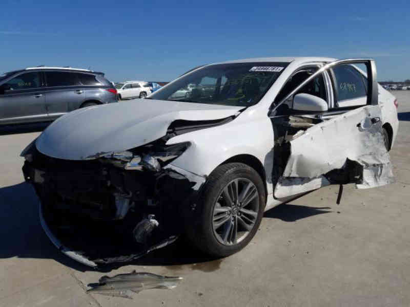 2017 TOYOTA Camry 2