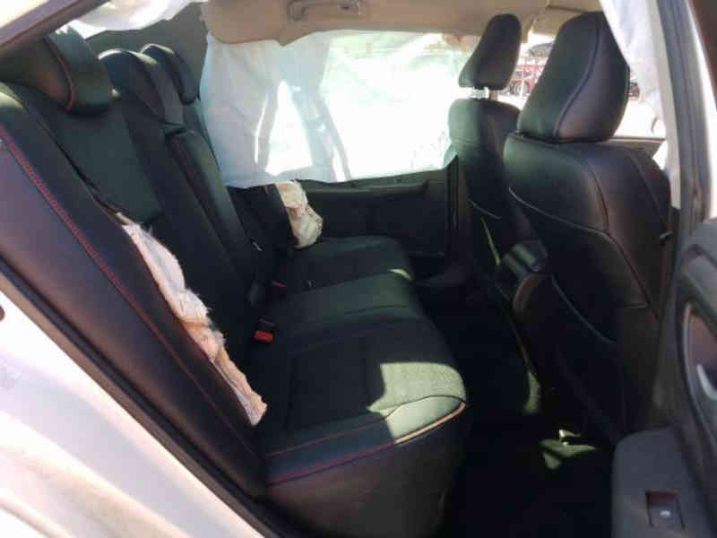 2017 TOYOTA Camry 4