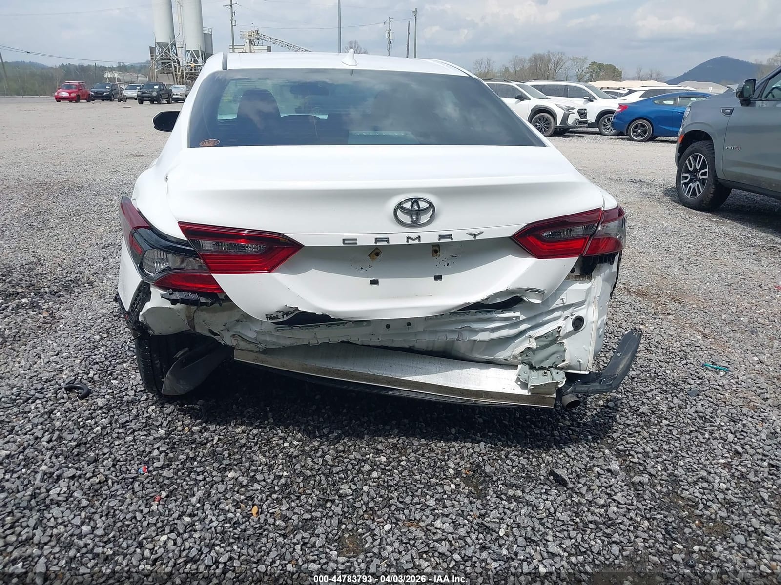 2021 Toyota Camry Le 14