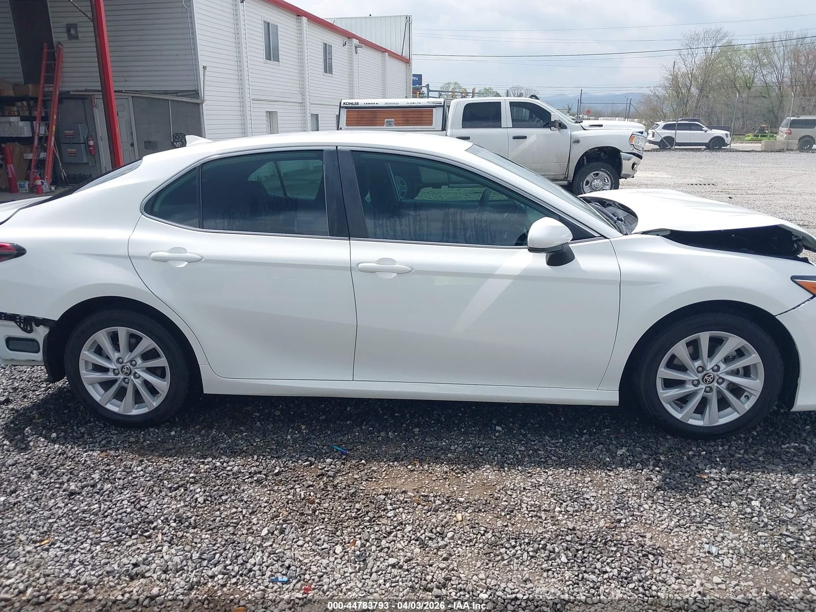 2021 Toyota Camry Le 21