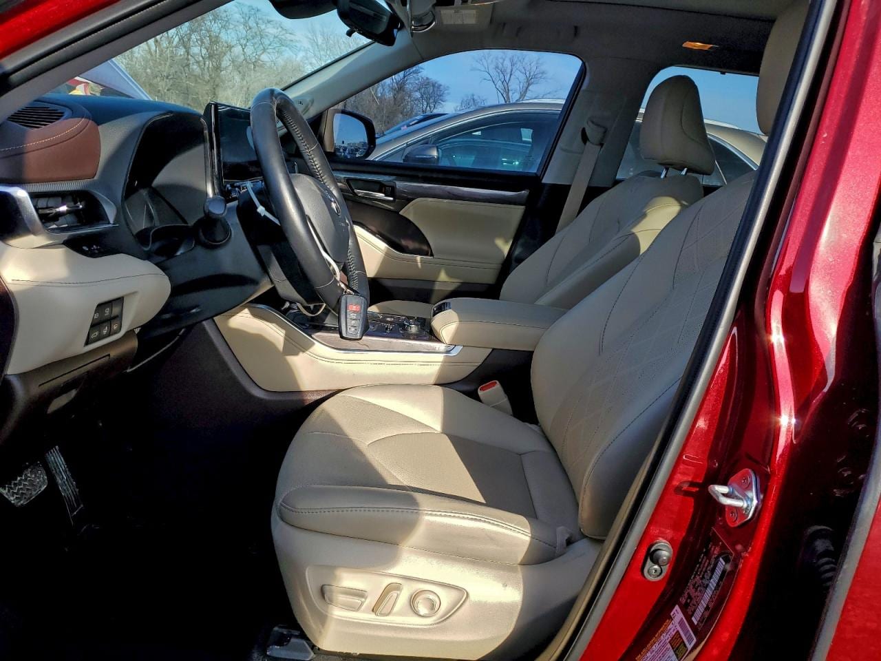 2021 Toyota Highlander Platinum 14