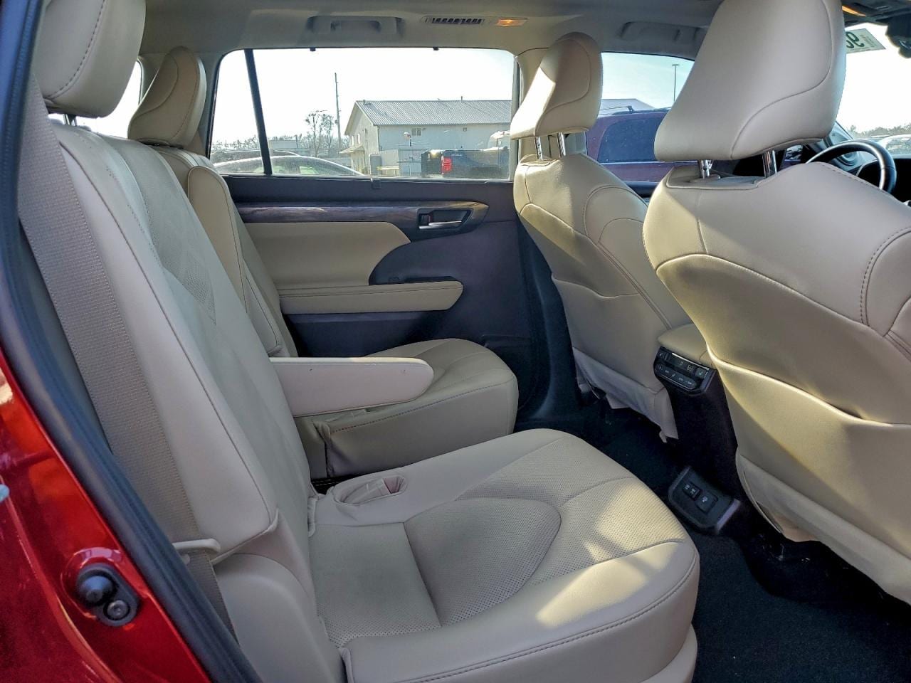 2021 Toyota Highlander Platinum 18