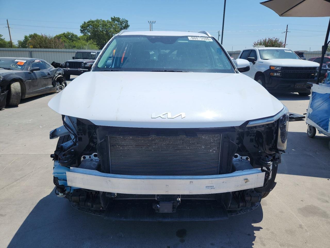 2024 Kia Sorento S 13