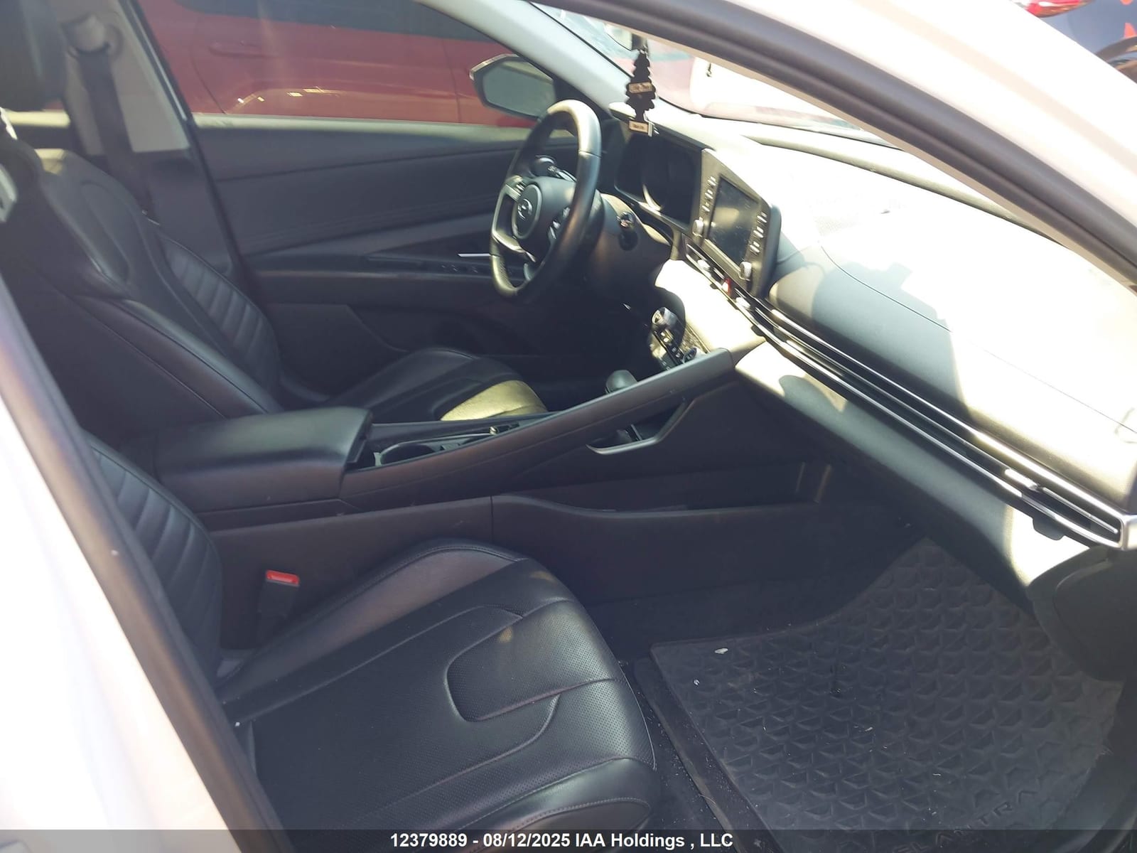 2022 Hyundai Elantra Ultimate Ivt 12