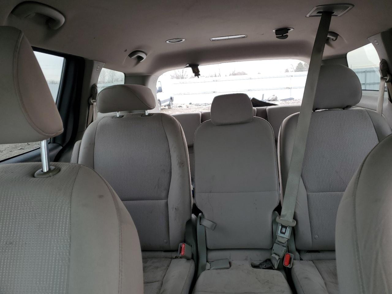 2019 Kia Sedona Lx 14