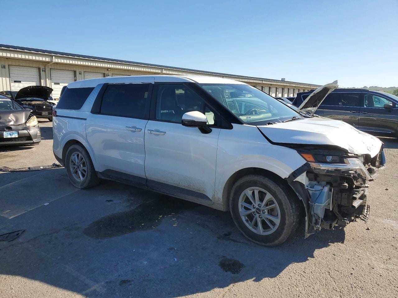 2023 Kia Carnival Lx 4