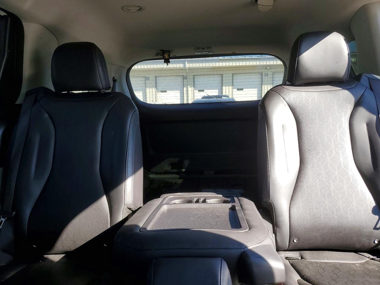 2023 Kia Carnival Lx 10
