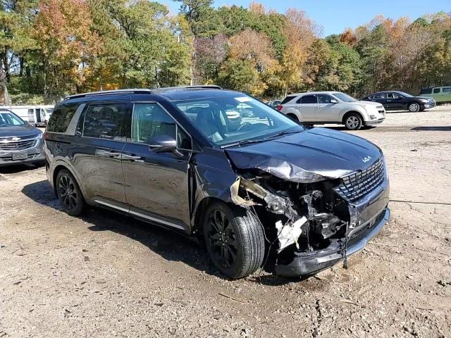 2023 Kia Carnival Sx 22
